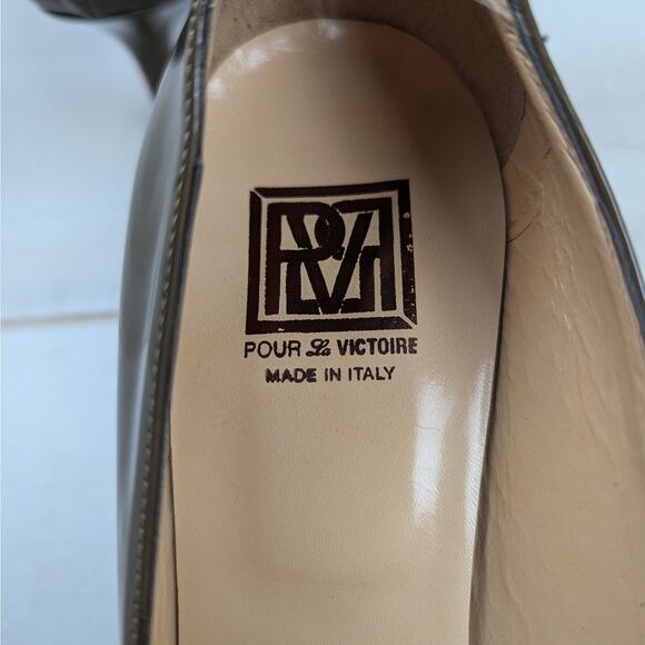 Pour‎ La Victoire Burano Taupe Patent Leather Pumps Size 9.5 - Picture 6 of 8